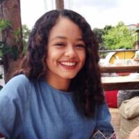 ayahnya-dilantik-hari-ini-tengok-potret-anak-pertama-anies-mutiara-baswedan