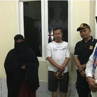 anies-melayat-ke-warga-cipete-yang-tewas-tersetrum-karena-banjir