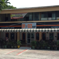 ok-oce-mart-terbesar-di-jakarta-hanya-buka-senin-jumat