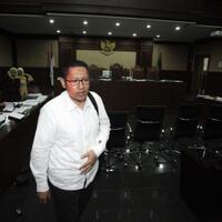 sakit-anas-batal-bersaksi-di-kasus-ktp-el