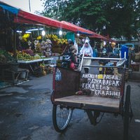 nongkrong-bareng-kamera-henpon