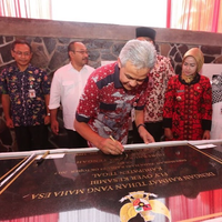 ganjar-pranowo-resmikan-empat-flyover-dan-satu-underpass-di-jawa-tengah
