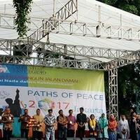 pemuda-lintas-iman-dalam-pentas-seni-dan-doa-damai