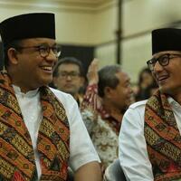anies-sandi-irit-berbagi-informasi-tak-sesuai-janji-kampanye
