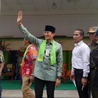 sandiaga-jangan-pernah-posting-yang-tak-bermanfaat-di-internet