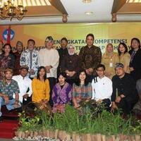 jelang-vonis-kolom-agama-di-ktp-penghayat-harap-keadilan-mk