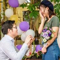 pakai-bunga-dan-25-iphone-x-chen-lamar-pacarnya