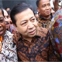 jadi-tersangka-lagi-setya-novanto-dilarikan-ke-klinik-kambuh-lagi-pak
