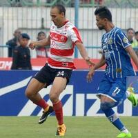 kapok-main-di-indonesia-odemwingie-unggah-foto-mengerikan