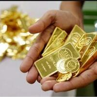 harga-emas-terkatrol-naik-oleh-keloyoan-dolar-as