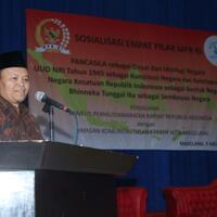 pimpinan-mpr-memuji-kerja-sama-tni-dan-polri