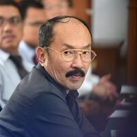 pengacara-novanto-bantah-kliennya-ditahan