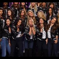 serba-serbi-yang-terjadi-di-victoria-secret-fashion-show