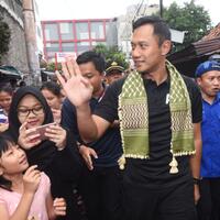 agus-yudhoyono-bantah-disebut-suksesor-khofifah