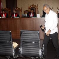 bekas-bos-pt-dgi-divonis-empat-tahun-delapan-bulan-bui