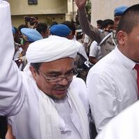 perwakilan-fpi-berangkat-ke-arab-saudi-jemput-rizieq-shihab