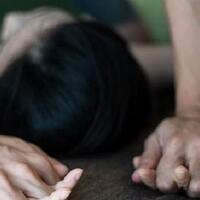 selama-10-tahun-wanita-ini-dirudapaksa-dan-disiksa-foto-fotonya-memilukan