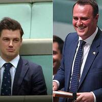 momen-haru-saat-politikus-australia-lamar-kekasihnya-di-sidang-parlemen