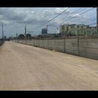 jalan-inspeksi-tanah-abang-yang-kini-bersih-dari-bedeng-liar