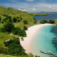 enam-tempat-menakjubkan-di-indonesia-tapi-bukan-bali