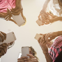 bahaya-penggunaan-smartphone-berlebih-bagi-remaja