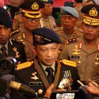 kapolri-tito-raih-penghargaan-dari-raja-malaysia