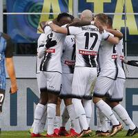 inter-akhirnya-kalah-hamsik-catat-rekor-dan-bawa-napoli-ke-puncak