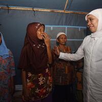 kemensos-salurkan-bantuan-senilai-rp893-juta-ke-korban-gempa