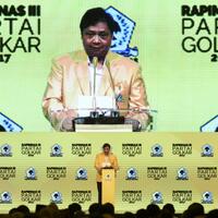 golkar-daftarkan-airlangga-sebagai-ketum-ke-kemenkumham-besok
