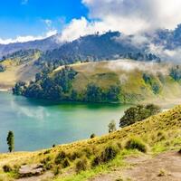 tahun-baru-jalur-pendakian-ke-gunung-semeru-ditutup-ini-penyebabnya