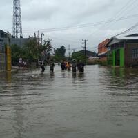 banjir-rendam-kompleks-kodam-tiga-makassar