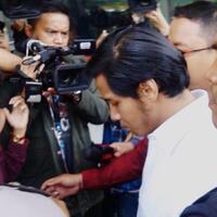 penuhi-panggilan-kpk-anak-novanto-bungkam