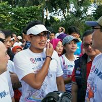 kata-sandiaga-ada-pkl-yang-rebutan-tenda-jualan-di-tanah-abang