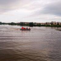 remaja-terseret-banjir-di-makassar-ditemukan-tewas