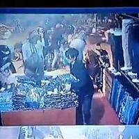 empat-penjarah-toko-baju-di-depok-ternyata-perempuan-di-bawah-17-tahun