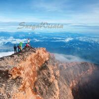 traveler-siapkan-nyalimu-untuk-menjelajah-gunung-terindah-di-indonesia