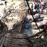 jembatan-ambruk-di-bogor-korban-jadi-35-orang-1-meninggal