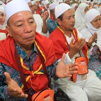 ongkos-haji-diprediksi-naik