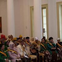 jokowi-dengar-curhatan-raja-dan-sultan