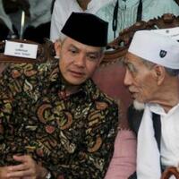 pdi-perjuangan-ikuti-pesan-para-kiai-sandingkan-ganjar-dengan-gus-yasin