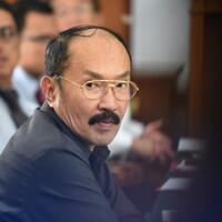 fredrich-ajak-advokat-indonesia-boikot-kpk