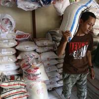 pemerintah-impor-500000-ton-beras-pks--jokowi-ingkar-janji