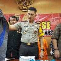 kerap-tonton-film-porno-guru-agama-di-bekasi-cabuli-tiga-siswanya