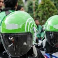 komunitas-online-shop-bagi-bagi-nasi-bungkus-untuk-pengemudi-ojek-online