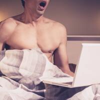 gawat-pornografi-bisa-bikin-cowok-nggak-suka-sex-sama-sekali