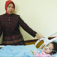 anak-yang-ditanam-ayahnya-hidup-hidup-kritis-pejabat-berdatangan