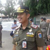 dki-usir-truk-pengangkut-becak-dari-jawa