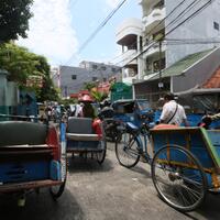 tambora-diserbu-tukang-becak-dari-indramayu