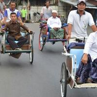 sandiaga-abang-becak-akan-dapat-pelatihan-cara-genjot-yang-bagus