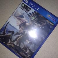 monster-hunter-world-playstation-4---xbox-one-don-t-hunt-alone